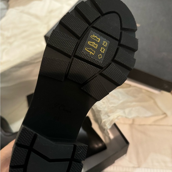 J. Crew New in Box Refined Leather Apron Toe Laceup Lug Boot size 6.5 black NWT - Picture 3 of 5